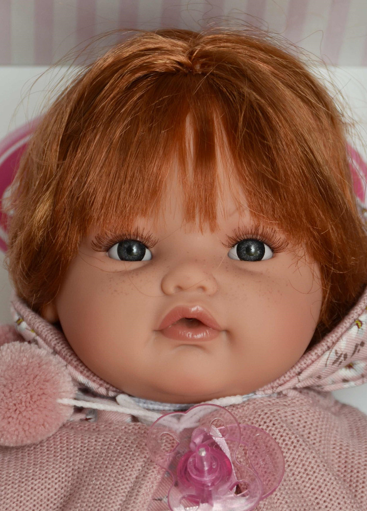 Realistické miminko - holčička- Beni s kapucou - zrzavé vlasy od Antonio Juan