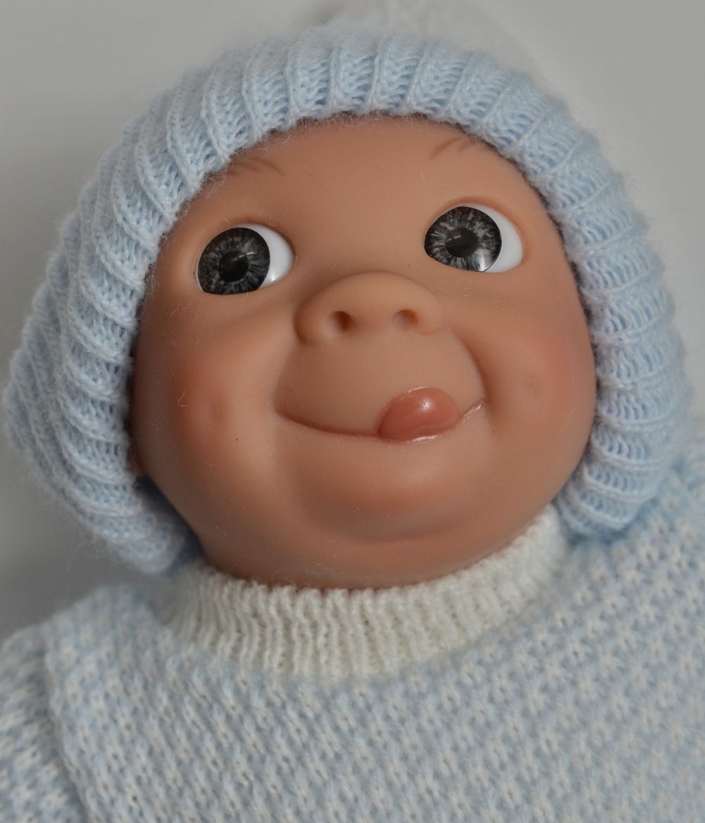 Prcek v pyžamu se šátkem- kluk tvářící se jako ŠIBAL od f. Lamagik