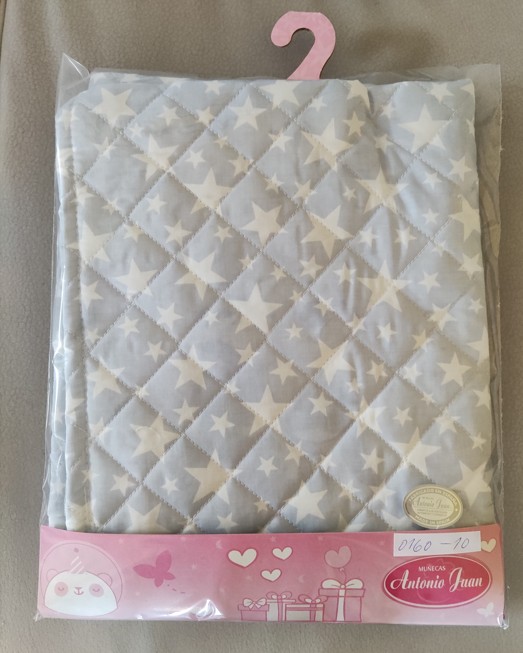 Slabší prošívaná modrá deka s bílými hvězdičkami pro miminka 40-42 cm