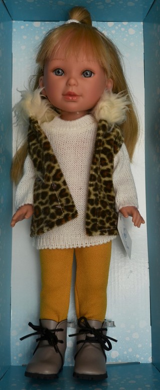 Realistická panenka Paulina v leopardí vestě od firmy Vestida de Azul