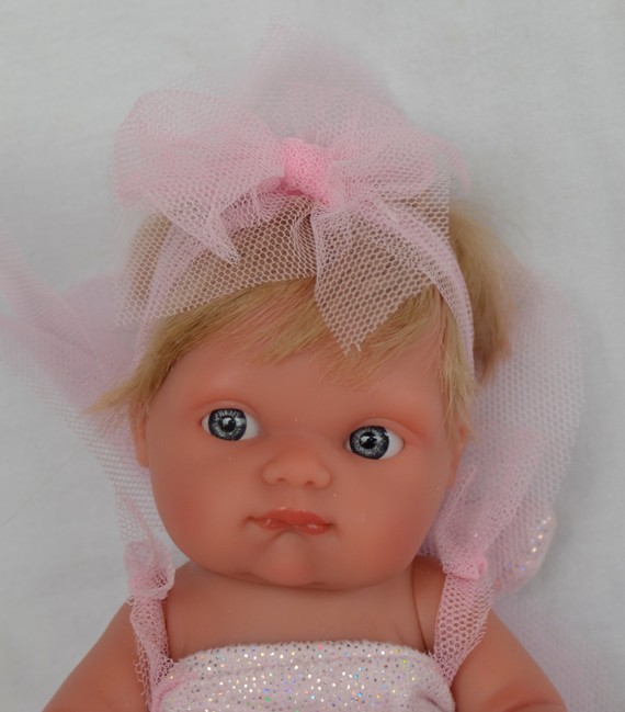 Realistická panenka - holčička - blonďatá víla Mufly v růžových šatech  od Antonio Juan