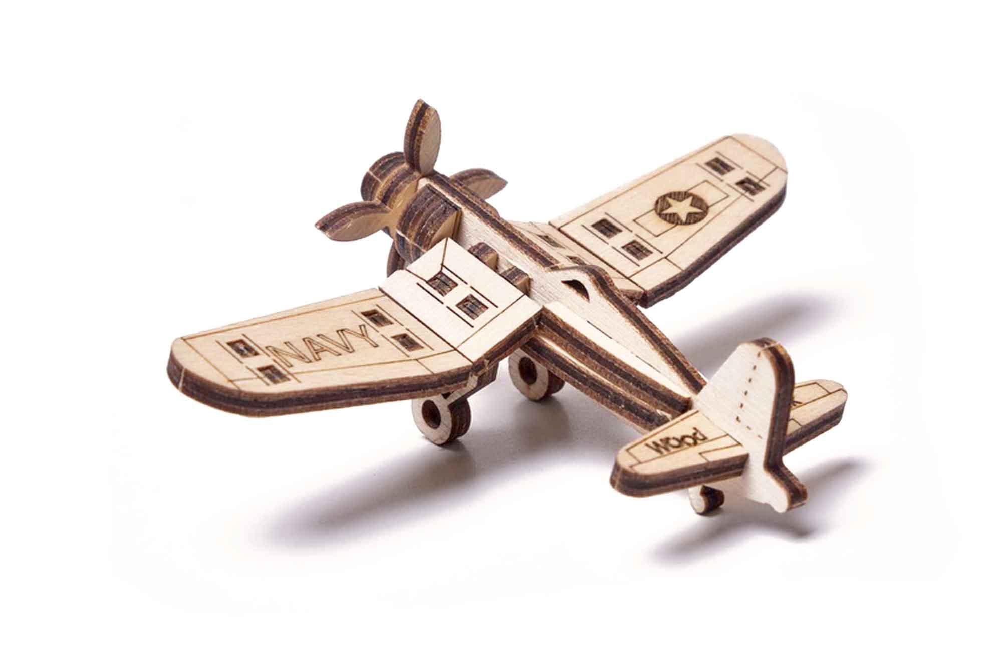 Wood Trick "Vojenské letadlo" - "Woodik Corsair Plane" - 3D dřevěné mechanické puzzle