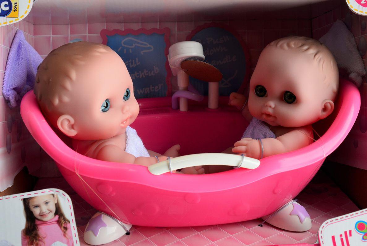 Abbi a IIbbi ve vaně - panenky od firmy JC Toys ze Španělska
