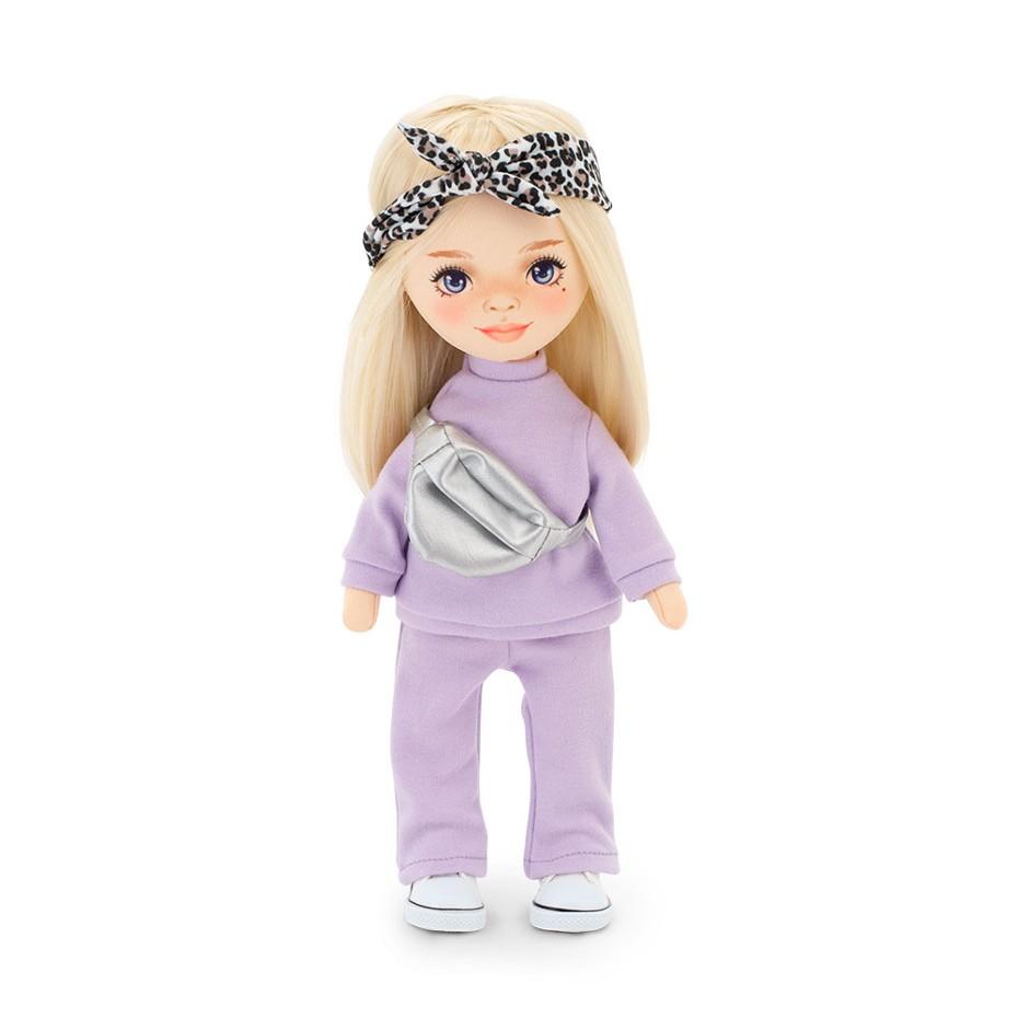 Panenka Mia ve fialové teplákové soupravě od firmy ORANGE TOYS