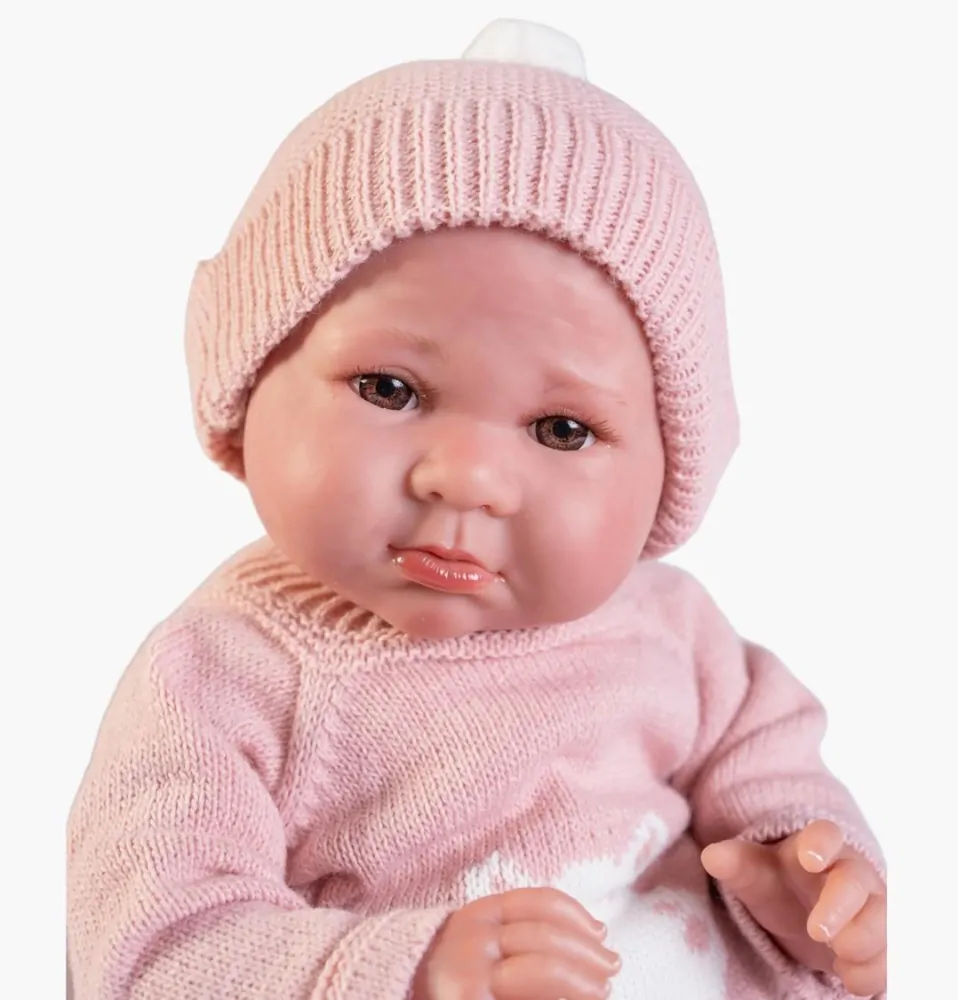 Reborn miminko - Sweet Reborn Luca v pleteném oblečku od Antonio Juan