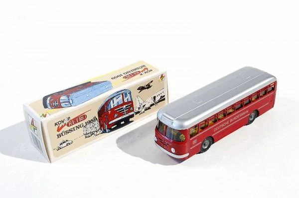 Model německého autobusu z roko 1959