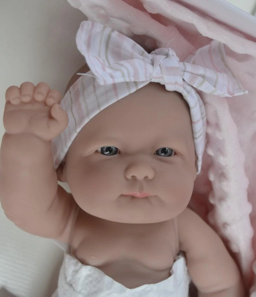 Realistické miminko - holčička Poppy od španělské firmy Marina & Pau