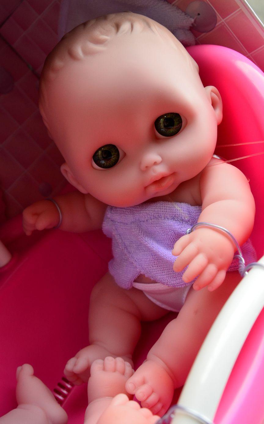 Abbi a IIbbi ve vaně - panenky od firmy JC Toys ze Španělska