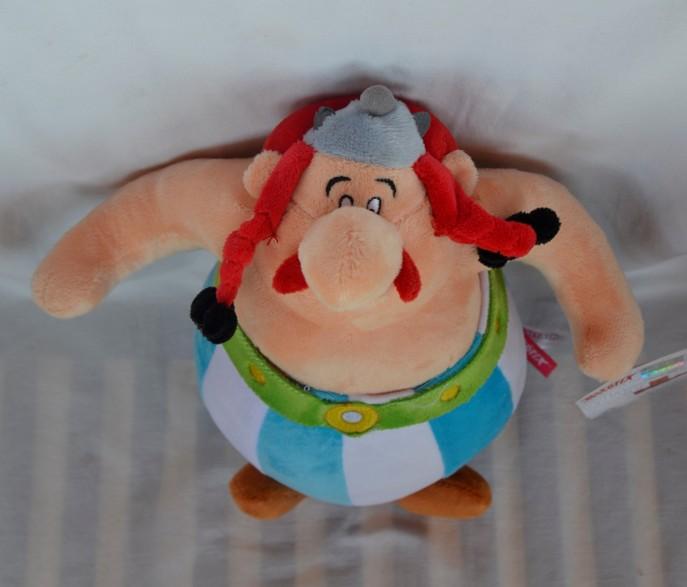 Obelix - plyšová postavička z pohádek Asterix a Obelix