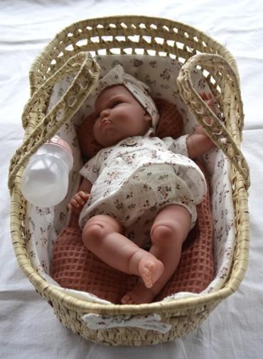 Reborn miminko - Můj malý reborn - Tufi v košíčku od Antonio Juan