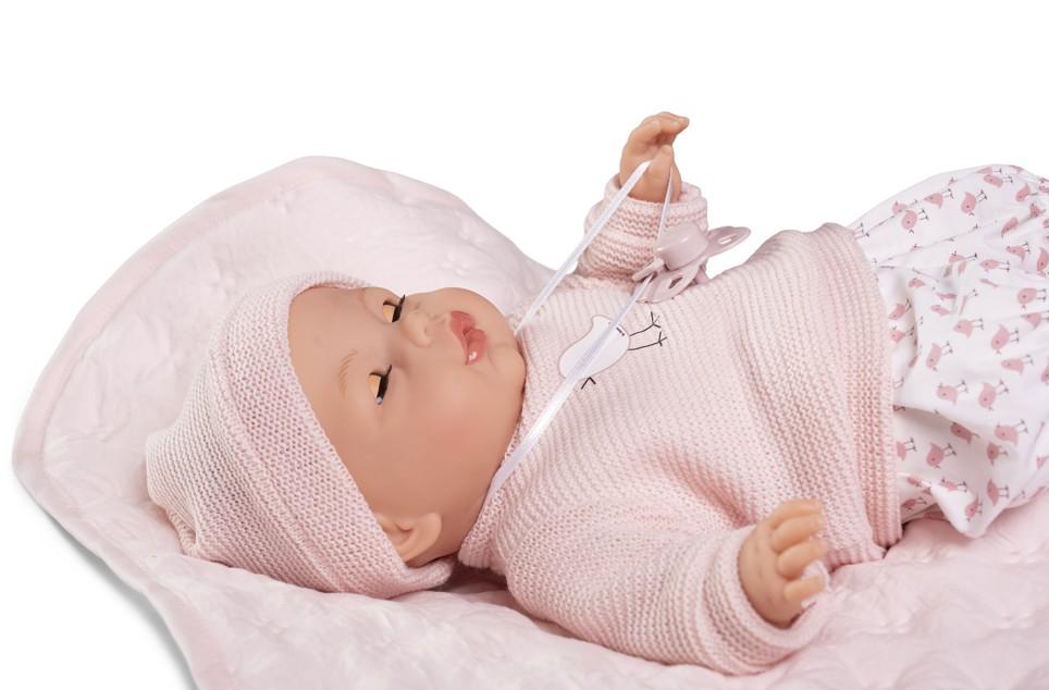 Realistické miminko - mrkací holčička - Bimba na dečce od Antonio Juan