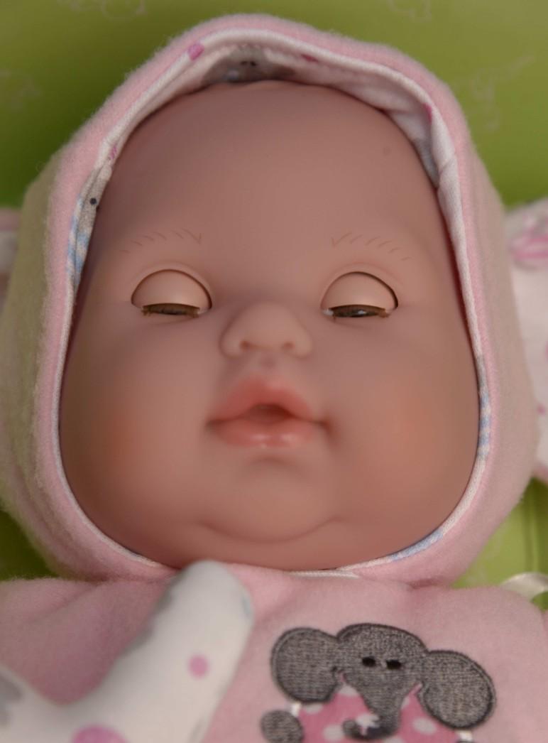 Mrkací panenka - holčička se sloníkem od firmy Berenguer