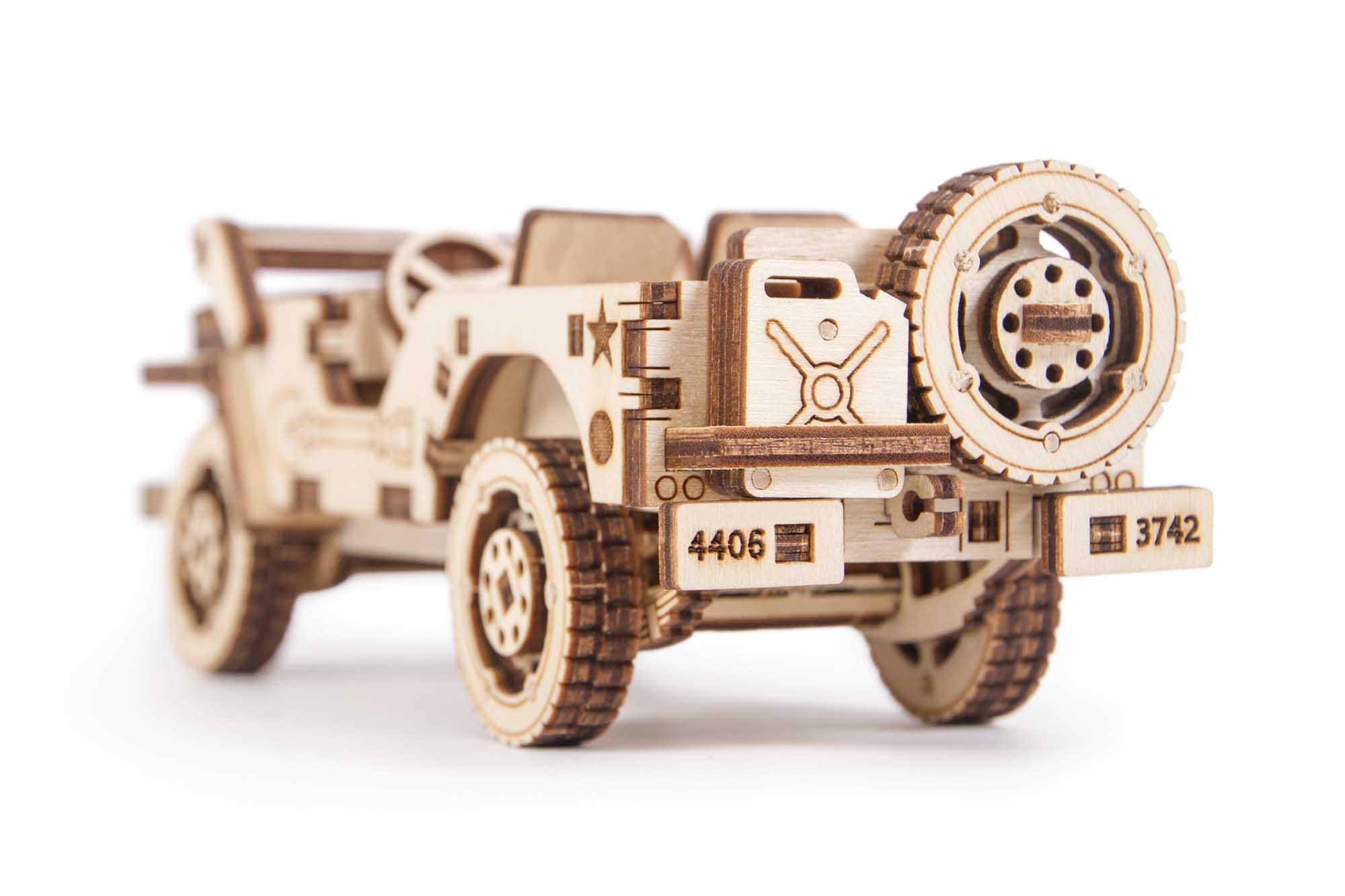 Wood Trick "Jeep" - 3D dřevěné mechanické puzzle