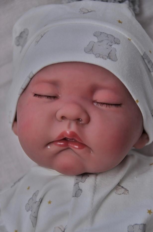 Reborn miminko - Sweet Reborn spící Luna od Antonio Juan