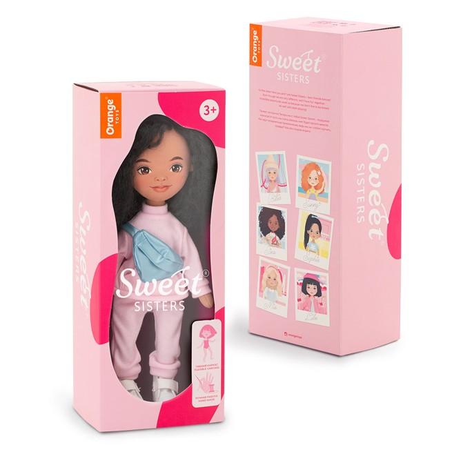 Panenka Tina v růžové teplákové soupravě od firmy ORANGE TOYS