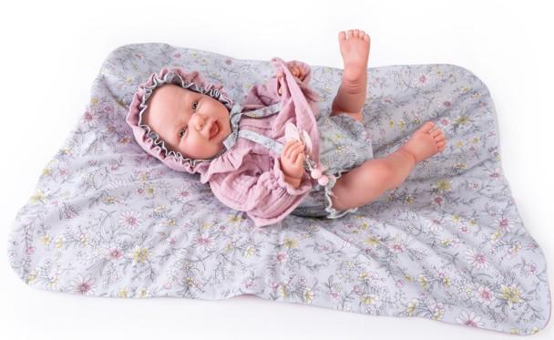 Reborn miminko - Sweet Reborn Carla s čepičkou na dečce s květy od firmy Antonio Juan