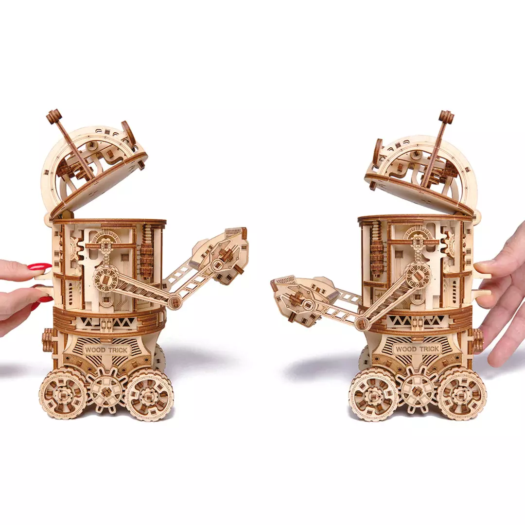 Wood Trick  "Robot na odpadky" - 3D dřevěné mechanické puzzle 