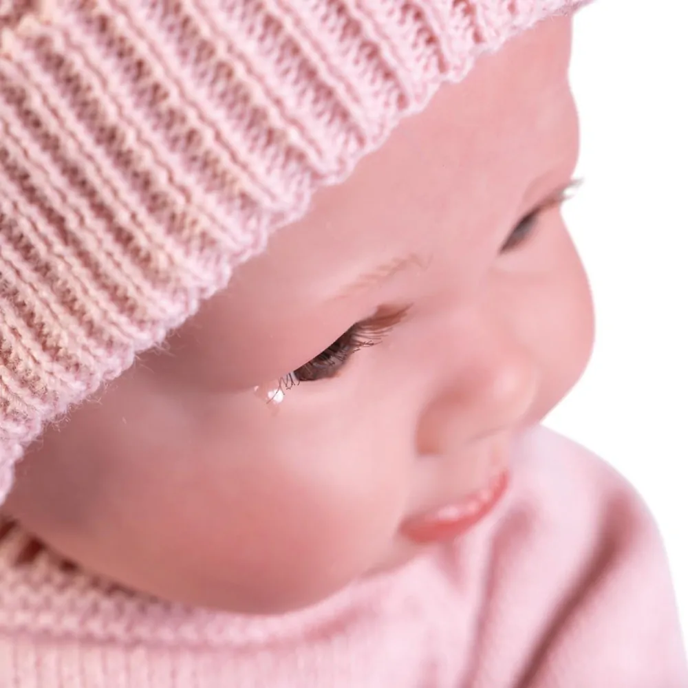 Reborn miminko - Sweet Reborn Luca v pleteném oblečku od Antonio Juan