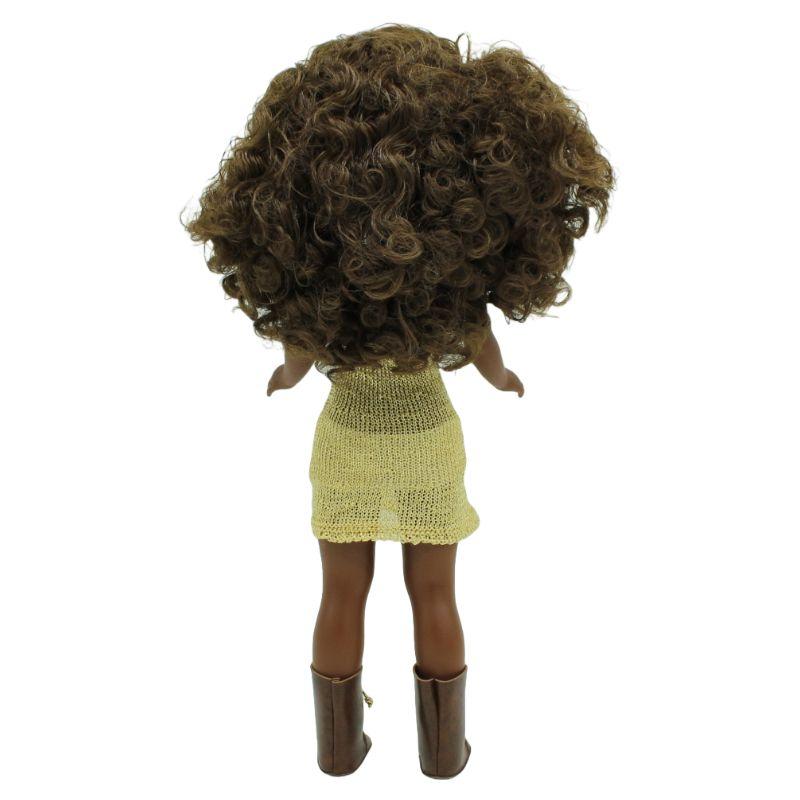 Panenka Mari´s černoška ve zlatavých šatech od firmy Folk Artesanía