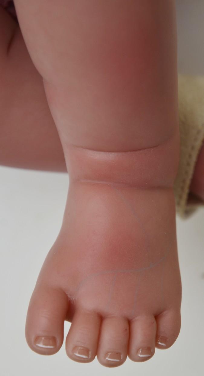 Sweet Reborn  -miminko s krajkovou mašlí  od Antonio Juan