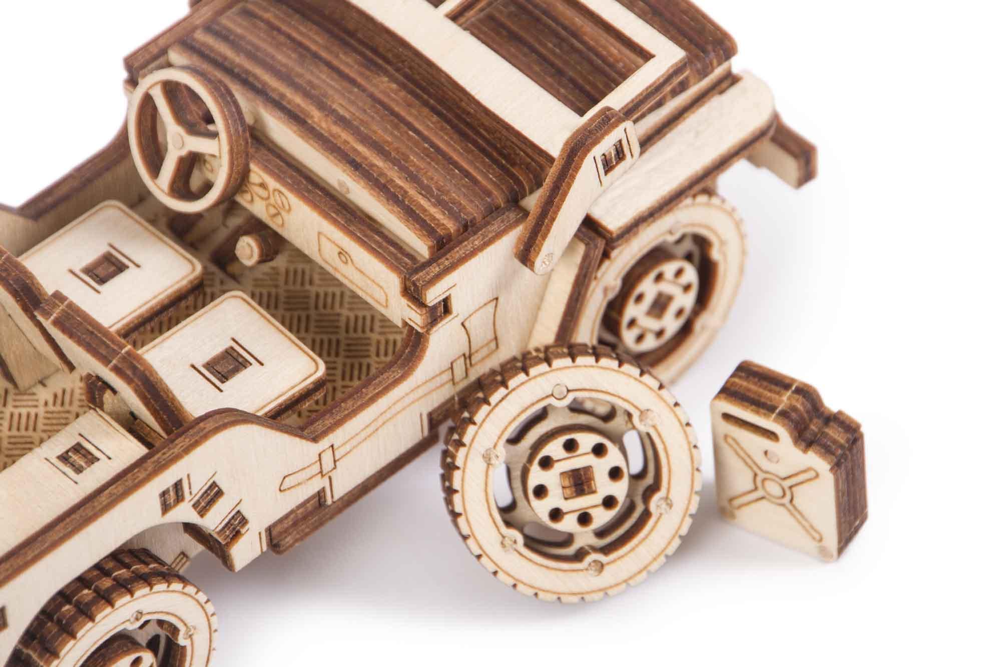 Wood Trick "Jeep" - 3D dřevěné mechanické puzzle