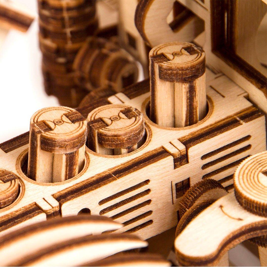 Wood Trick  "Traktor" - 3D dřevěné mechanické puzzle 
