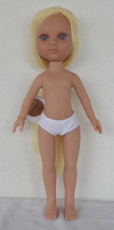 Berjuan – realistická panenka Eva bez oblečku (Eva 35 cm s velmi dlouhými blond vlasy – realistická panenka Berjuan ze Španělska)
