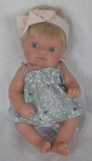 Realistická panenka - holčička - blonďatá  Mufly v šedozelených šatičkách od Antonio Juan